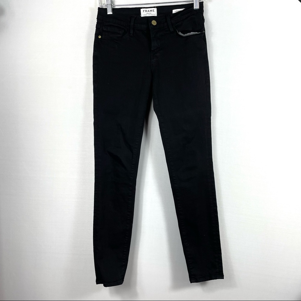 Frame Le Color Film Noir